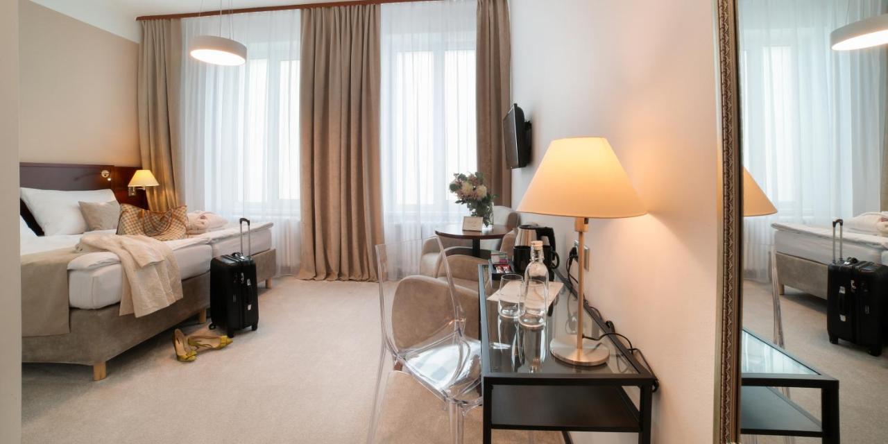 Hotel Kozak เบอร์โน ภายนอก รูปภาพ